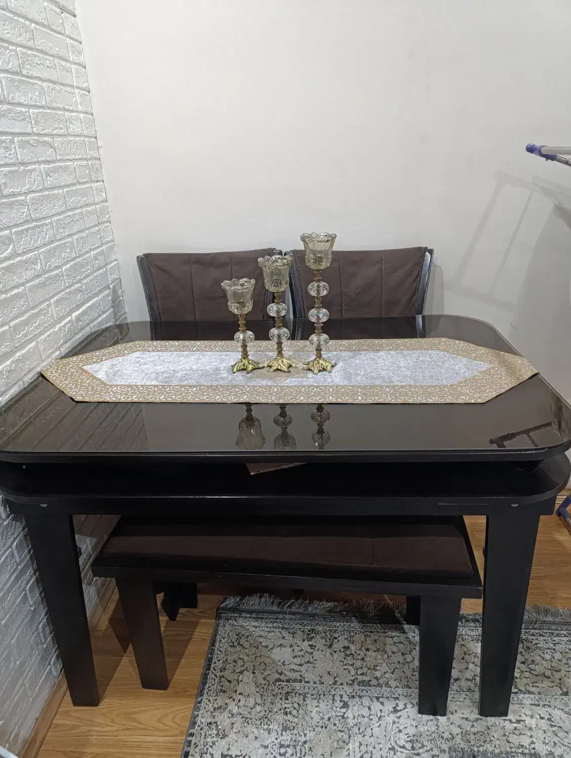 میز ناهار خوری دوتا صندلی و یک نمیکت چهار نفره|میز و صندلی غذاخوری|تهران, امامت|دیوار