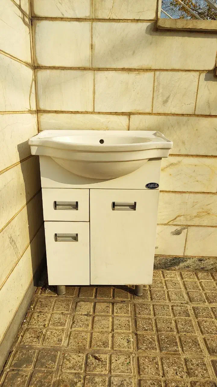 روشویی کابین دار|لوازم سرویس بهداشتی|تهران, مهران|دیوار