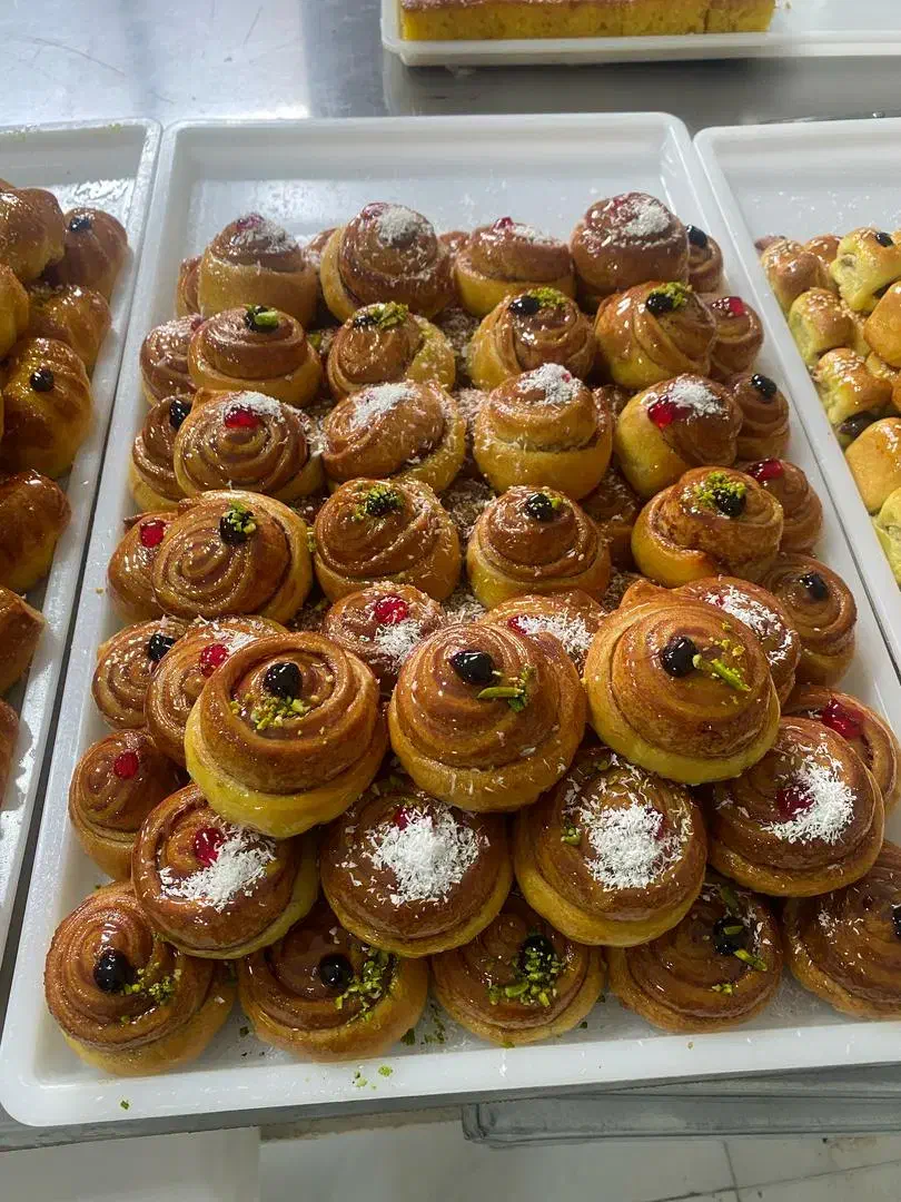 کار در کارگاه قنادی|استخدام خدمات فروشگاه و رستوران|کرمان, |دیوار