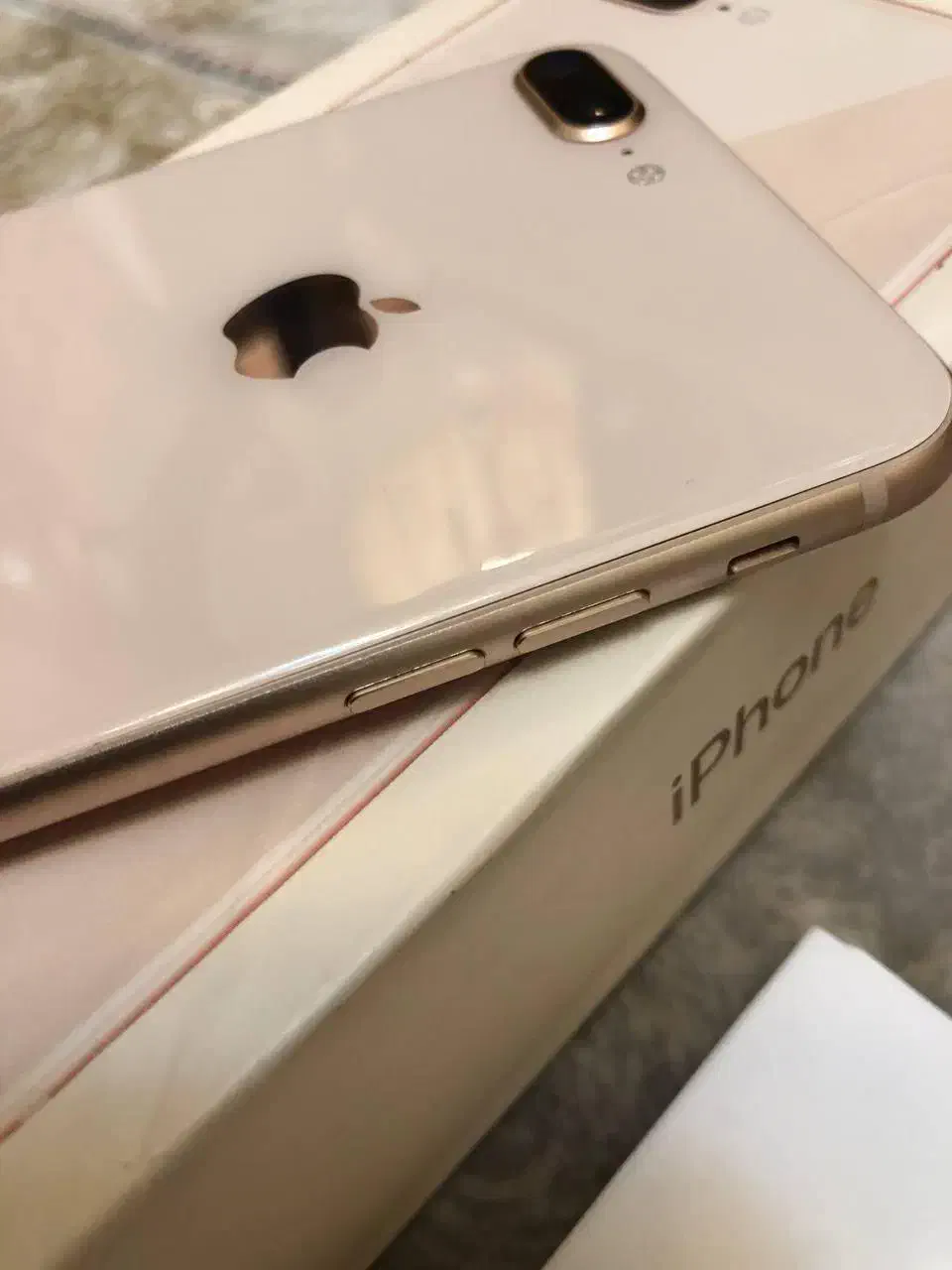 آیفون ۸ پلاس iphone 8Plus با حافظه ۱۲۸ گیگابایت|موبایل|تهران, نیاوران|دیوار