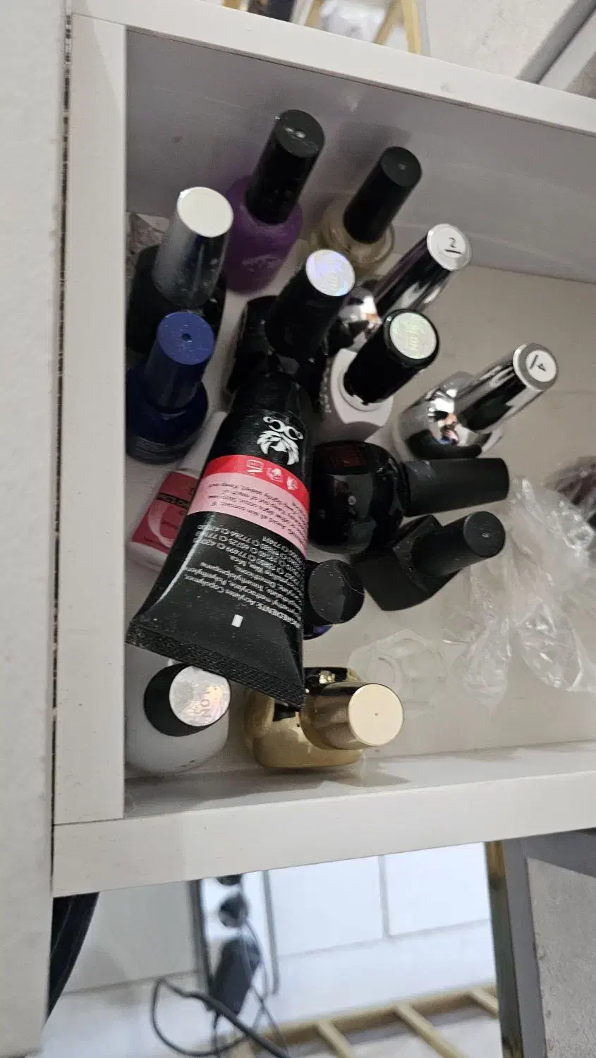 صفر تا صد لوازم و تجهیزات ناخن در حد نو|آرایشگاه و سالن‌های زیبایی|مراغه, |دیوار