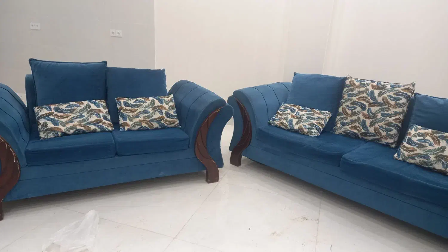 مبل سالم و شیک|مبلمان خانگی و میز عسلی|سرخنکلاته, |دیوار