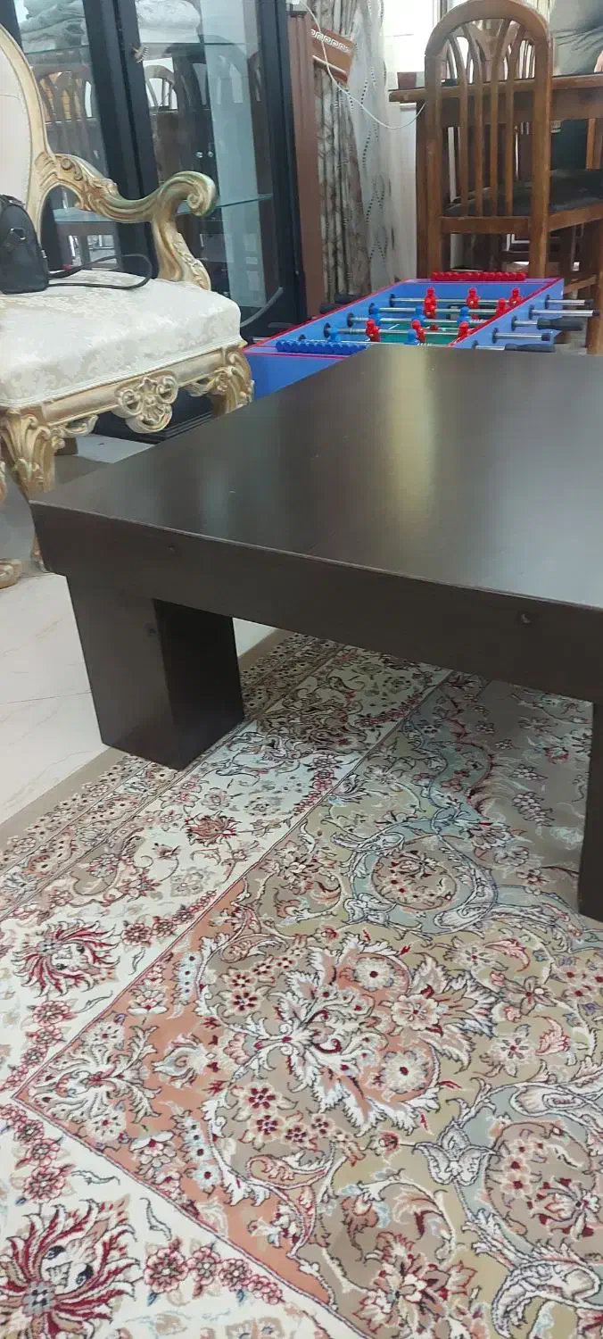 مبل تکنفره و میز جلوش فقط ۷۰۰|مبلمان خانگی و میز عسلی|تهران, حکیمیه|دیوار