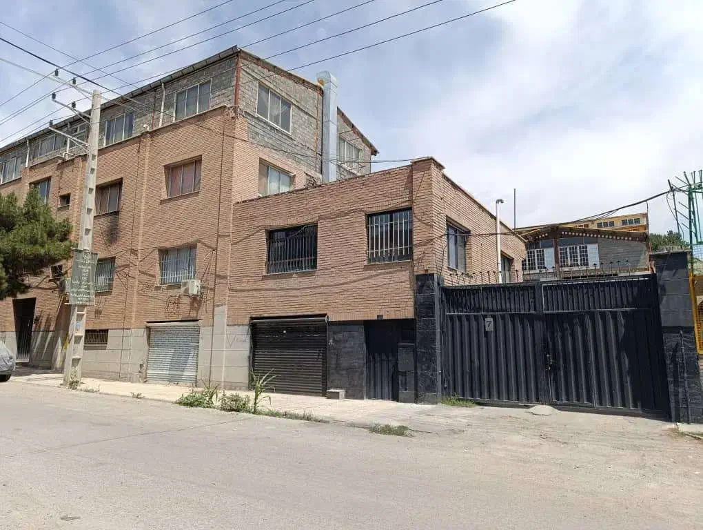 استخدام کارگر  پرداخت کار و سنگ کار جهت فلزکاری|استخدام صنعتی، فنی، مهندسی|پردیس, شهرک صنعتی کمرد|دیوار
