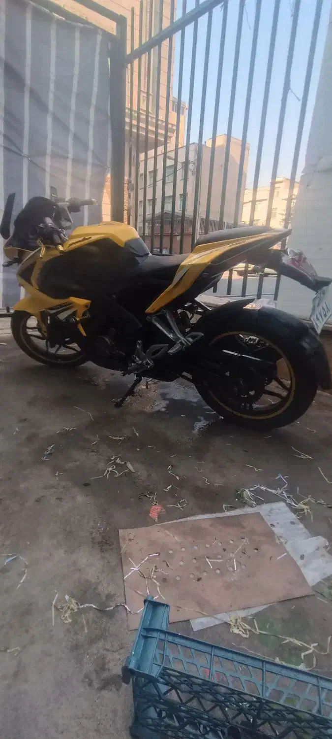 rs200|موتورسیکلت|تهران, دروازه شمیران|دیوار