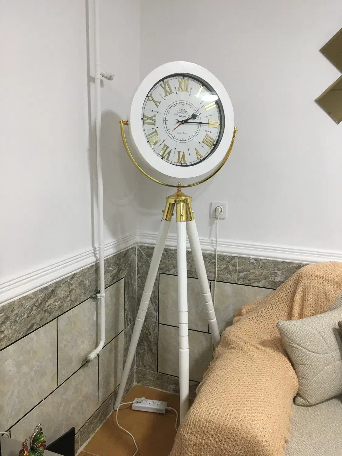 ساعت سه پایه|ساعت دیواری و تزئینی|گرگان, |دیوار