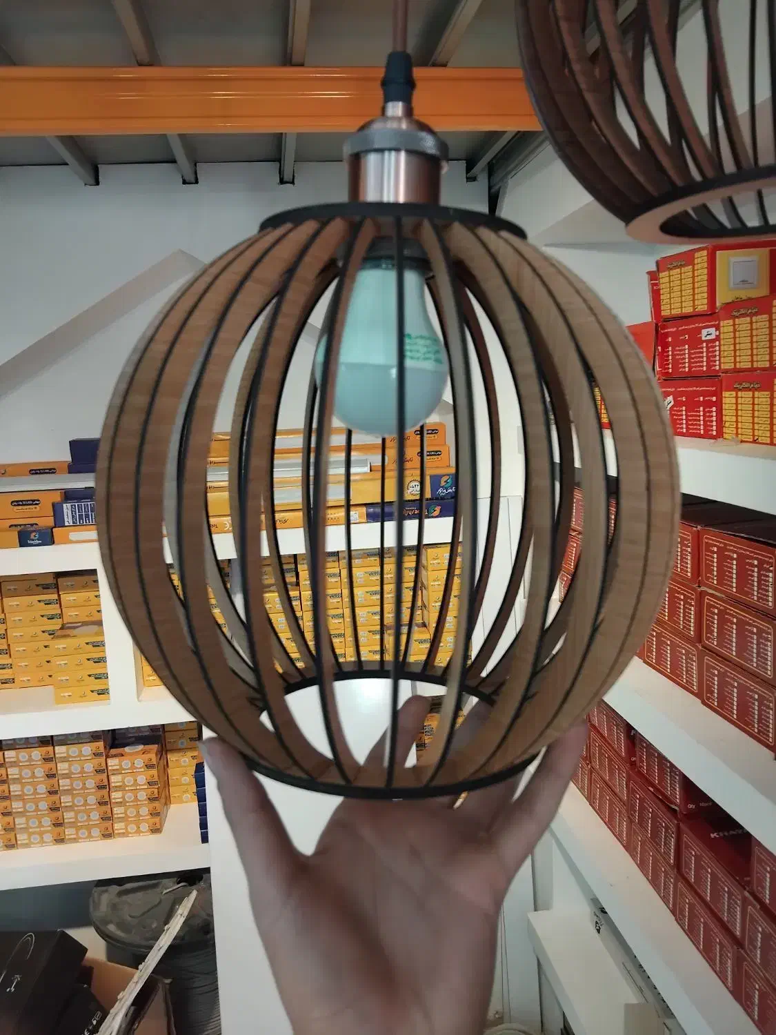 لوستر طرح چوب کوزه ای|لوستر و چراغ آویز|مشهد, سعد آباد|دیوار