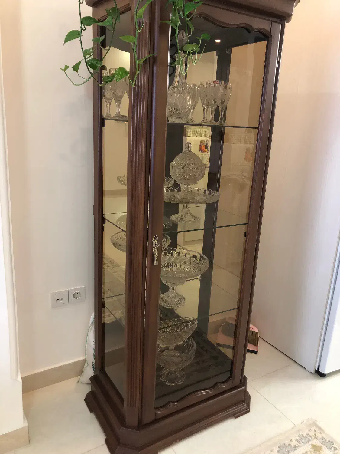 بوفه چوبی|بوفه، ویترین، کنسول|رشت, دیلمان|دیوار