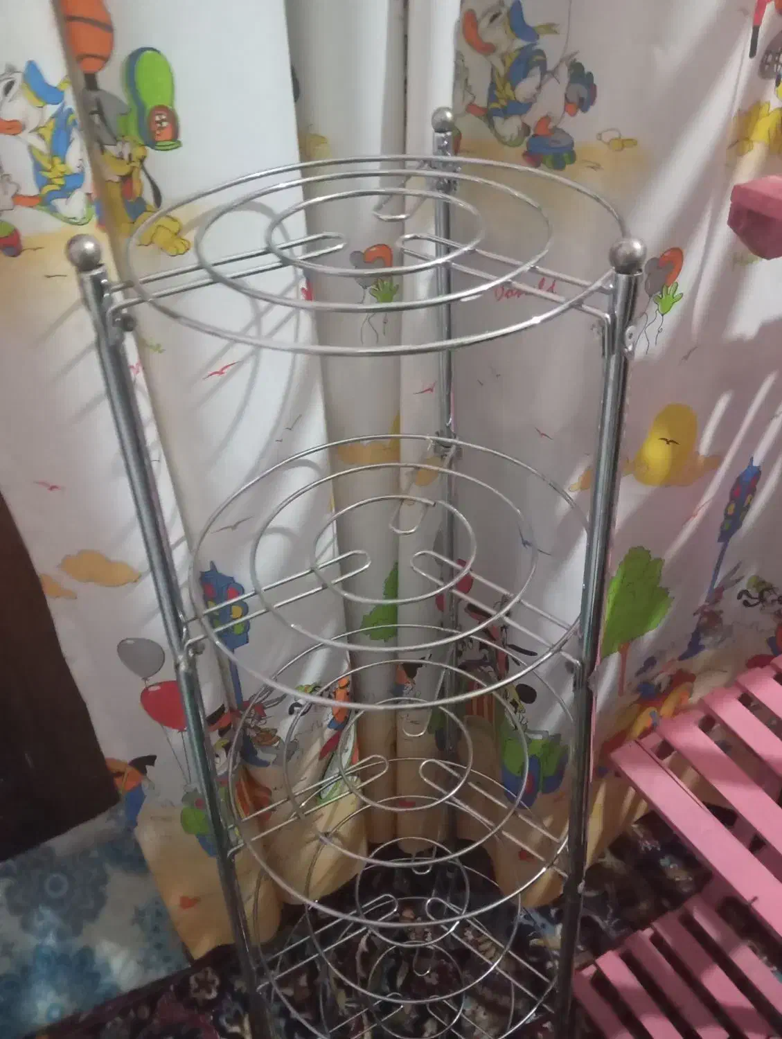 پایه قابلمه|آب‌چکان و نظم‌دهنده ظروف|طرقبه, |دیوار