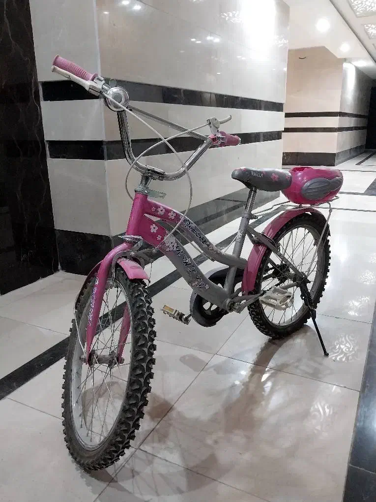 دوچرخه ۱۶ دخترانه در حد نو|دوچرخه، اسکیت، اسکوتر|پردیس, فاز ۳|دیوار