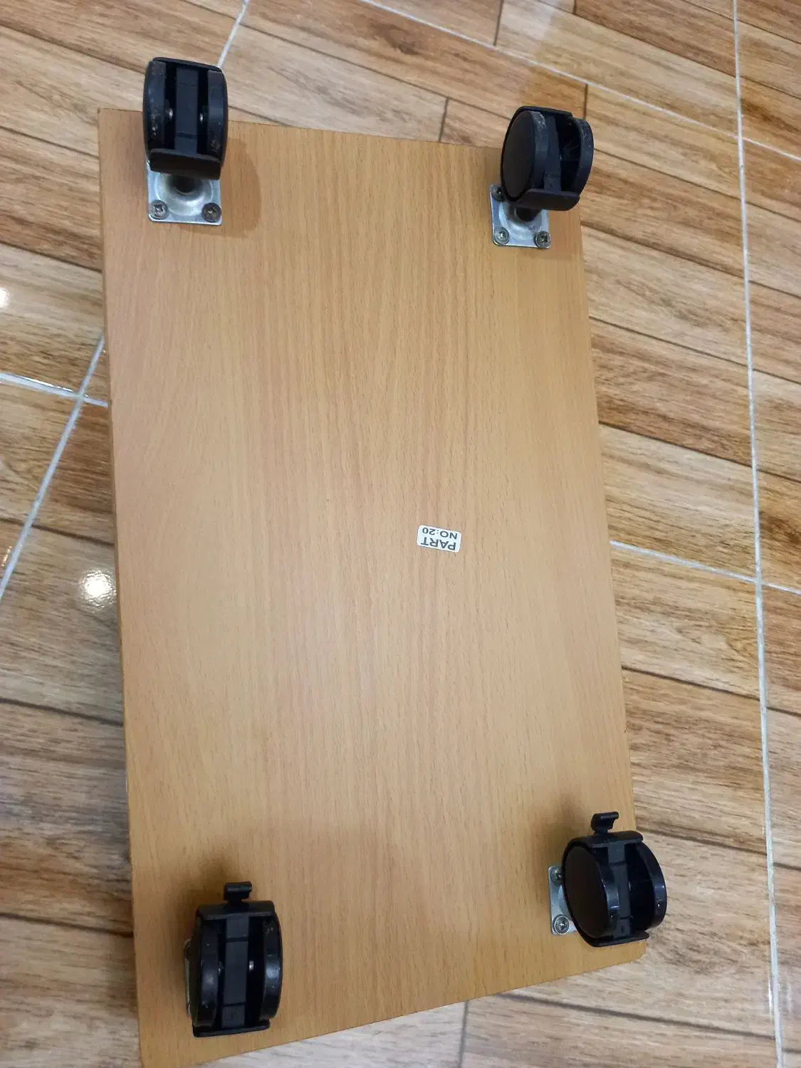 جای کیس نو|میز تحریر و کامپیوتر|رشت, نیروی دریایی|دیوار