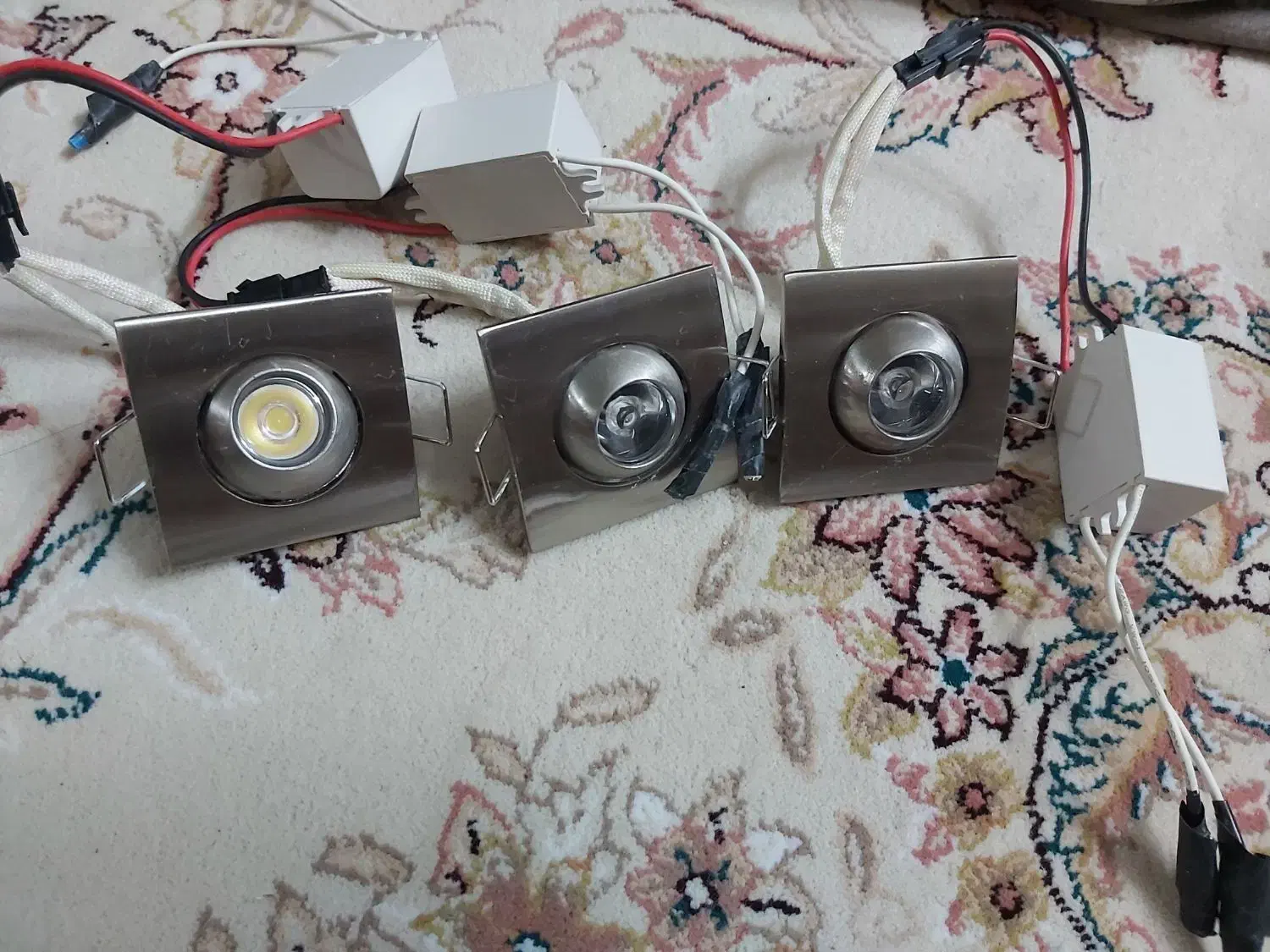 الوژن سقفی استیل۲۰عدد و پرده ساتن جنس خوب|ریسه و چراغ تزئینی|شیراز, زرهی|دیوار