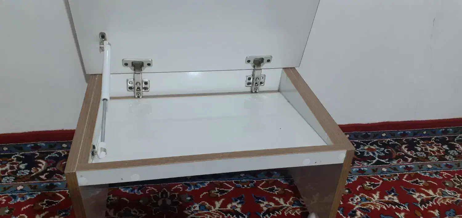 میز چرخ خیاطی یا میز تحریر|لوازم خیاطی و بافتنی|زنجان, |دیوار