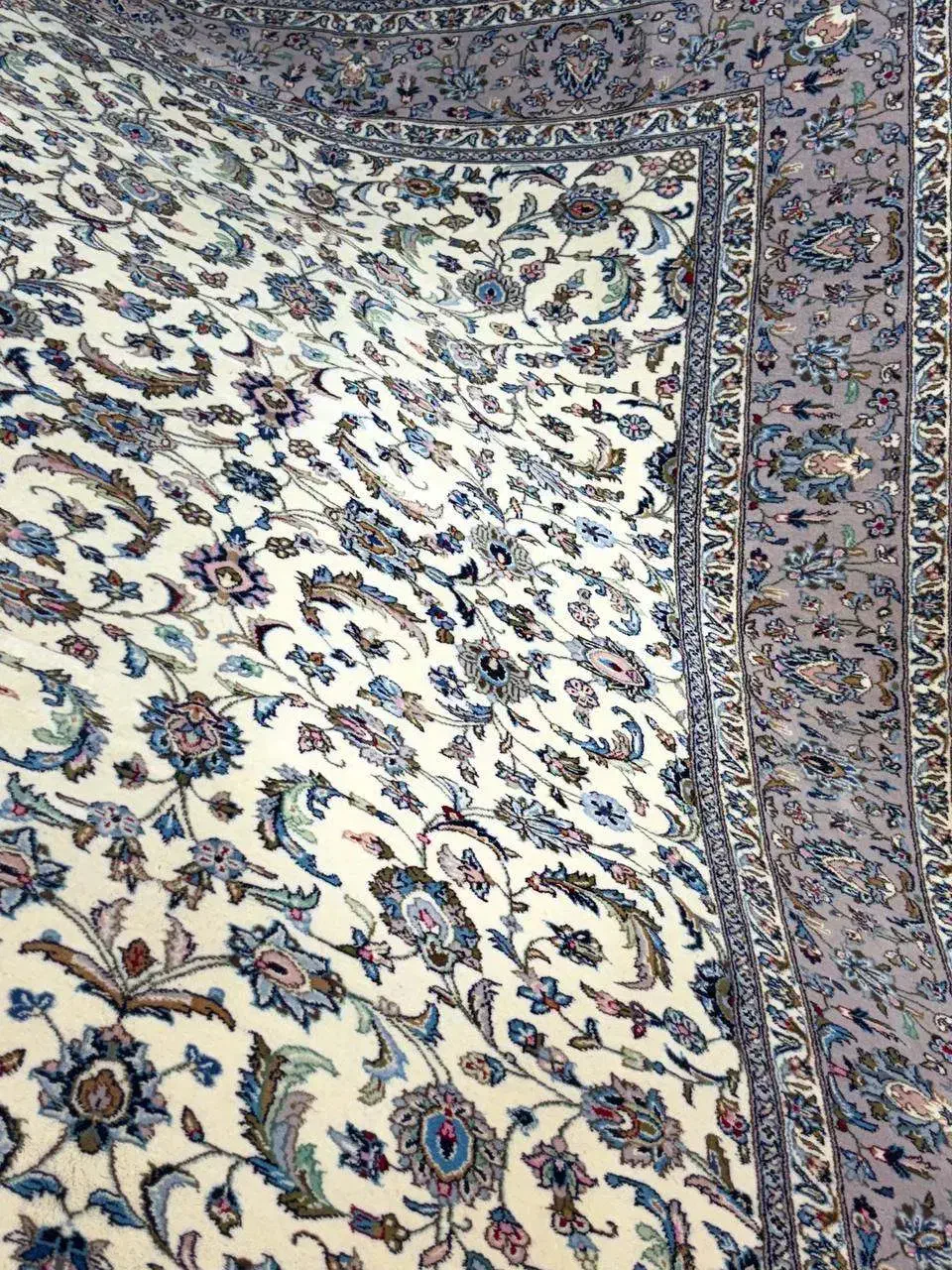 جفت۹متری افشان اردکان اعلا(حراج پاییزی فرش خیام)|فرش|کرج, کوی امامیه|دیوار