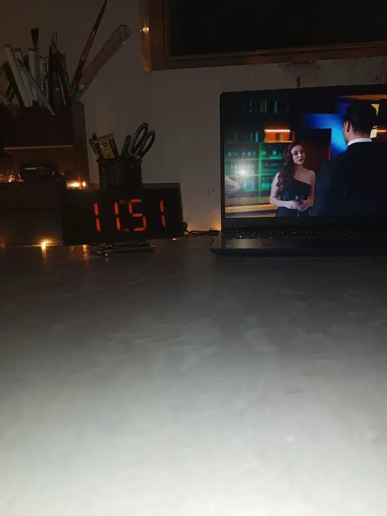 ساعت رومیزی بسیار زیبا و مدرن|ساعت دیواری و تزئینی|تهران, نیروی هوایی (پیروزی)|دیوار