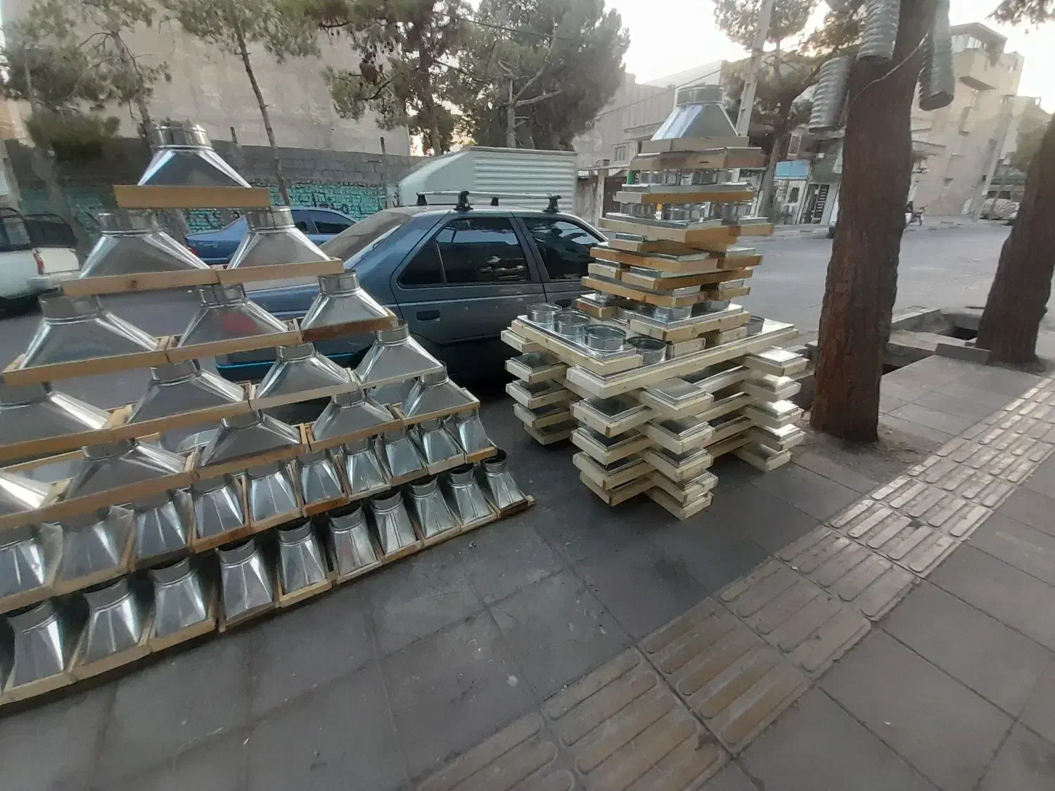 پلنیوم باکس 159 * 22 با قاب چوبی|کولر گازی و فن‌کوئل|تهران, شهرک چیتگر|دیوار