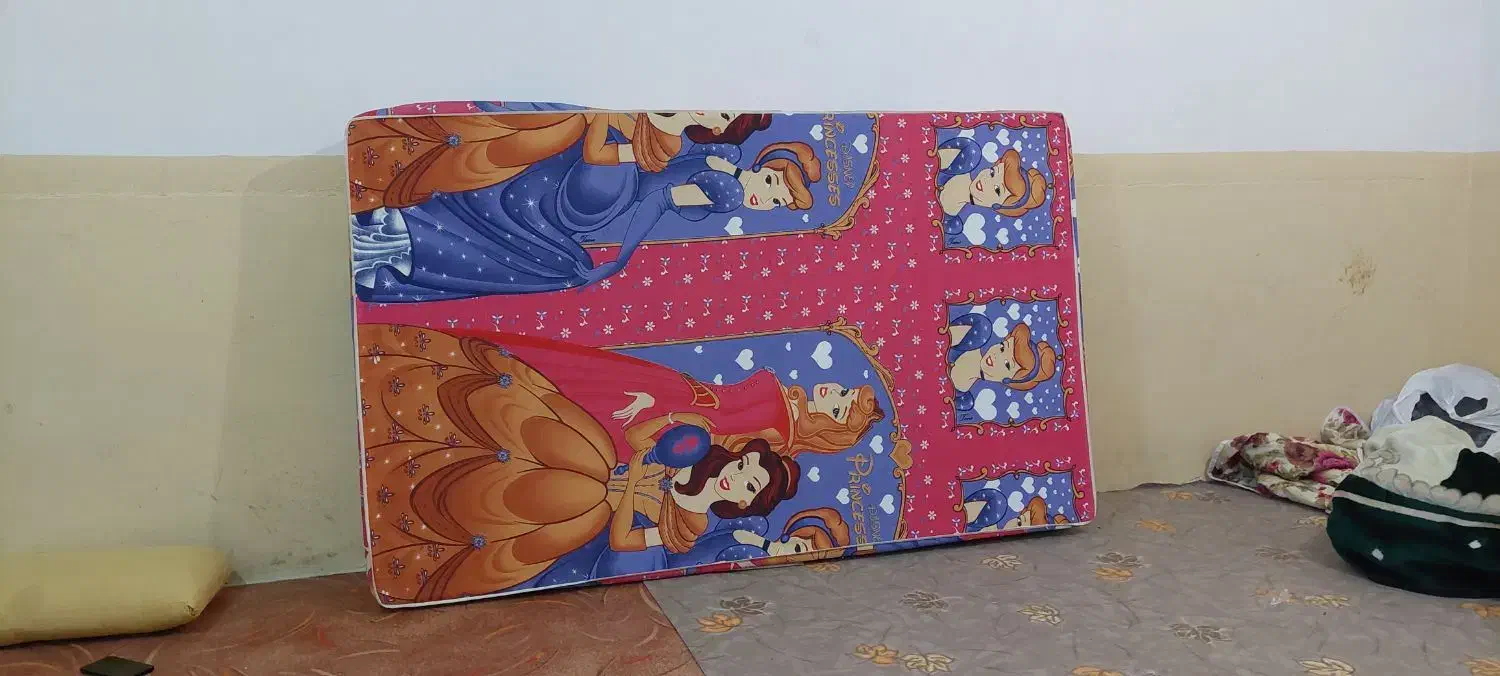 تشک فنری|تشک تختخواب|بندر دیر, |دیوار