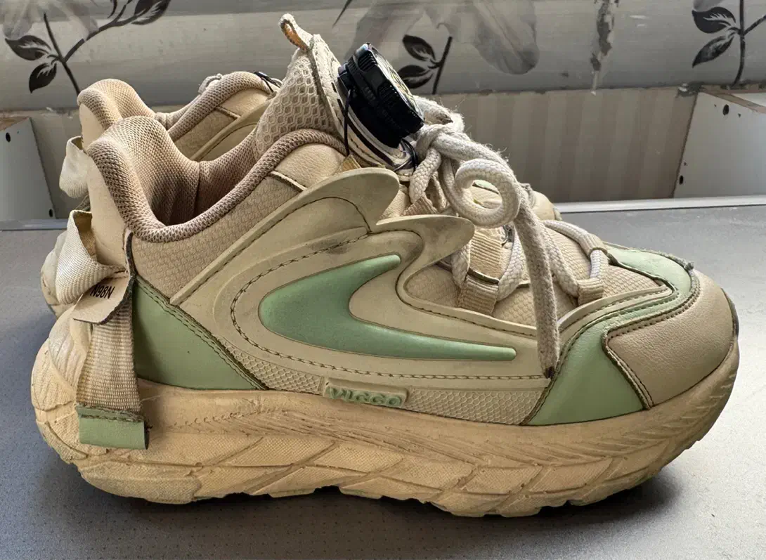 کتونی سایز ۳۳|کفش و لباس بچه|فردیس, فردیس|دیوار