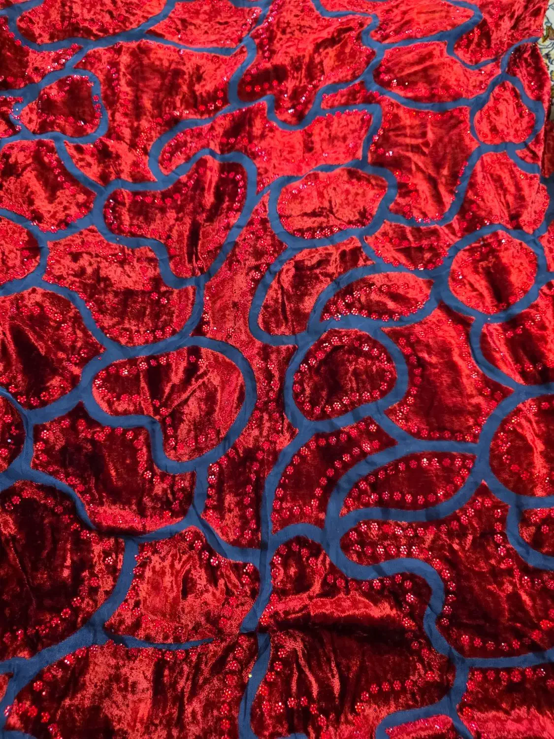 یک قوارپارچه مخمل|لباس|یاسوج, |دیوار