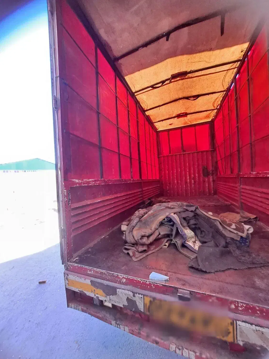 اتاق مسقف|خودرو سنگین|قم, نخودی|دیوار