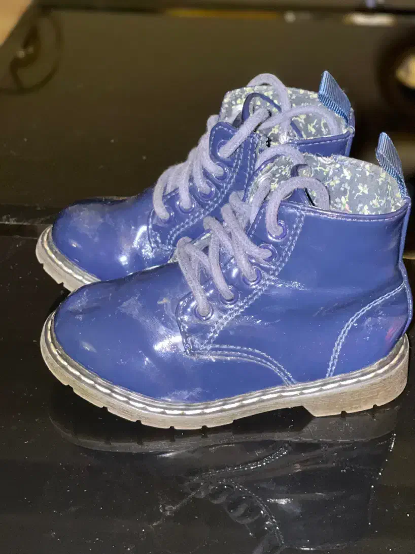 لباسهای برند و مارک دار ازنوزادی تا ۵ سال|کفش و لباس بچه|تهران, اختیاریه|دیوار