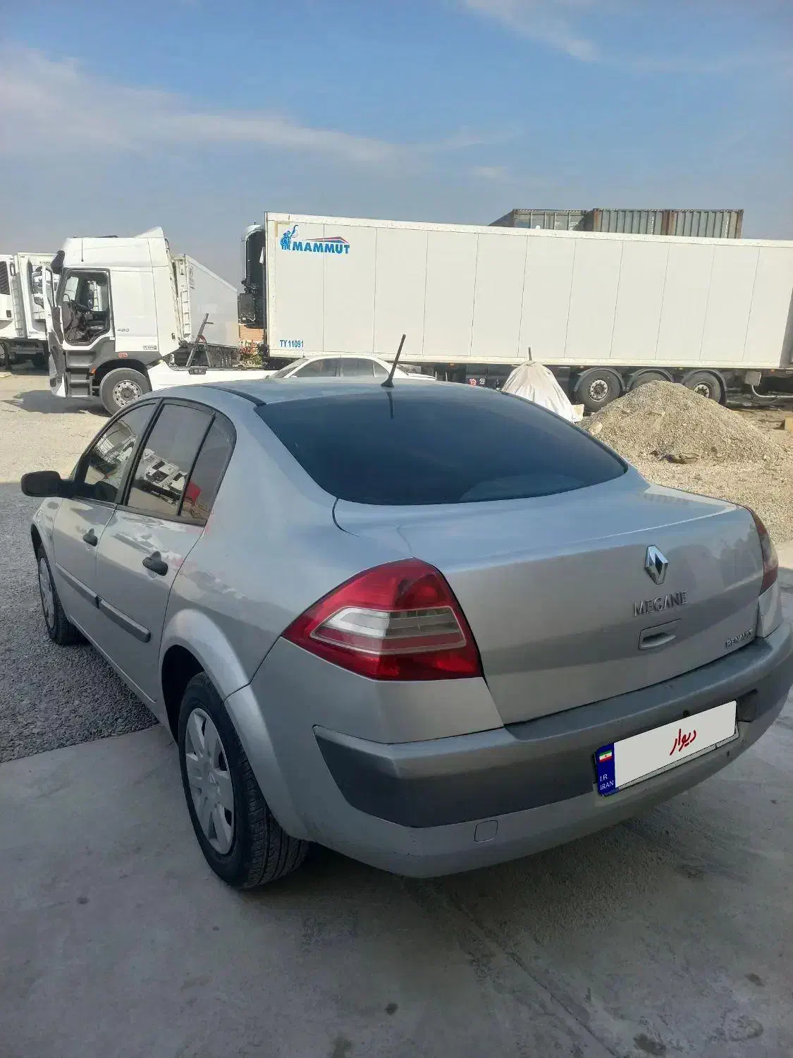 مگان ۱۶۰۰ دنده|خودرو سواری و وانت|بوشهر, |دیوار