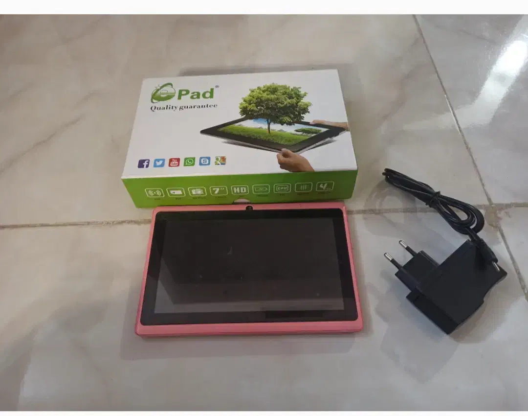 تبلت دانش اموزی.ال سی دی سوخته|تبلت|شاهرود, |دیوار