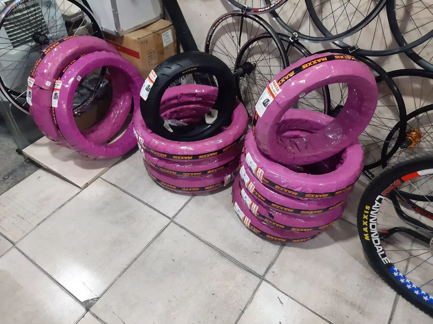 نماینده رسمی فروش لاستیک مکسیس تایوان|خدمات موتور و ماشین|تهران, جمهوری|دیوار