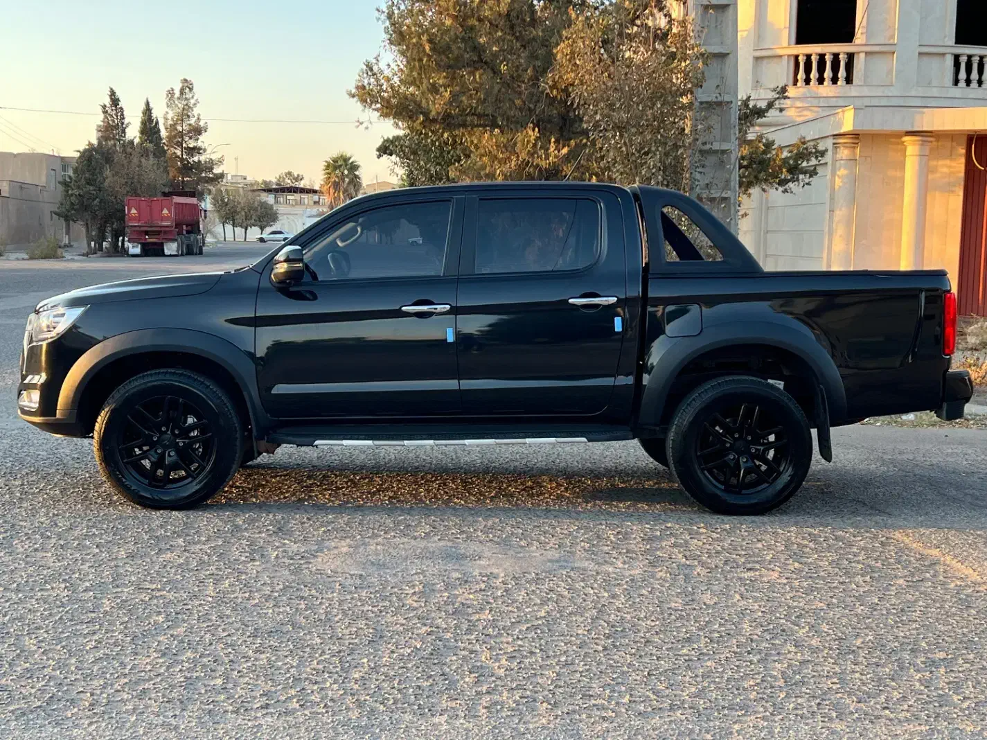 کی ام سی T8|خودرو سواری و وانت|سیرجان, |دیوار