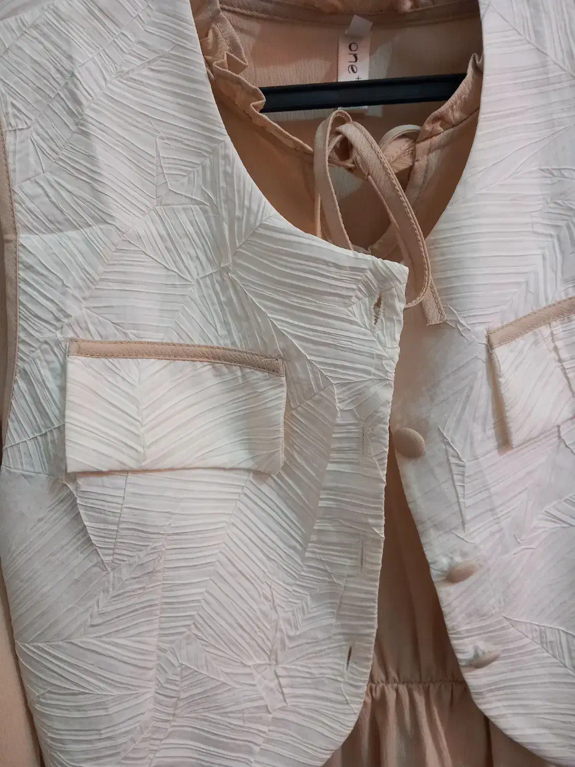 لباس|لباس|جیرفت, |دیوار