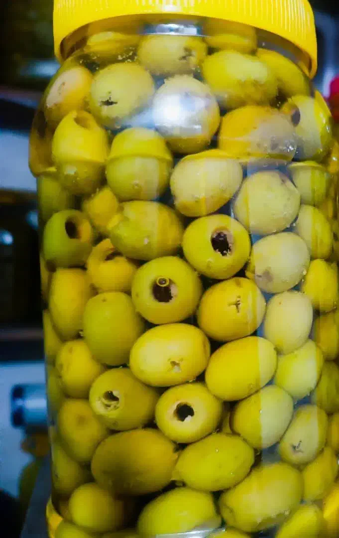 زیتون بی هسته|خوردنی و آشامیدنی|رشت, ترمینال|دیوار