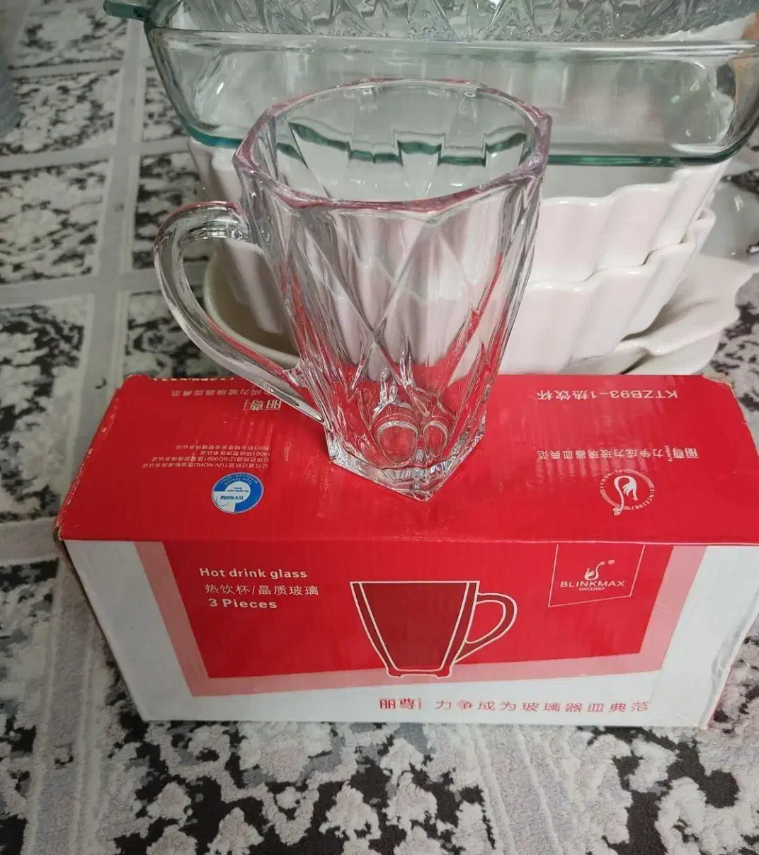 تعدادی ظرف همه باهم|حراج|بندرعباس, |دیوار