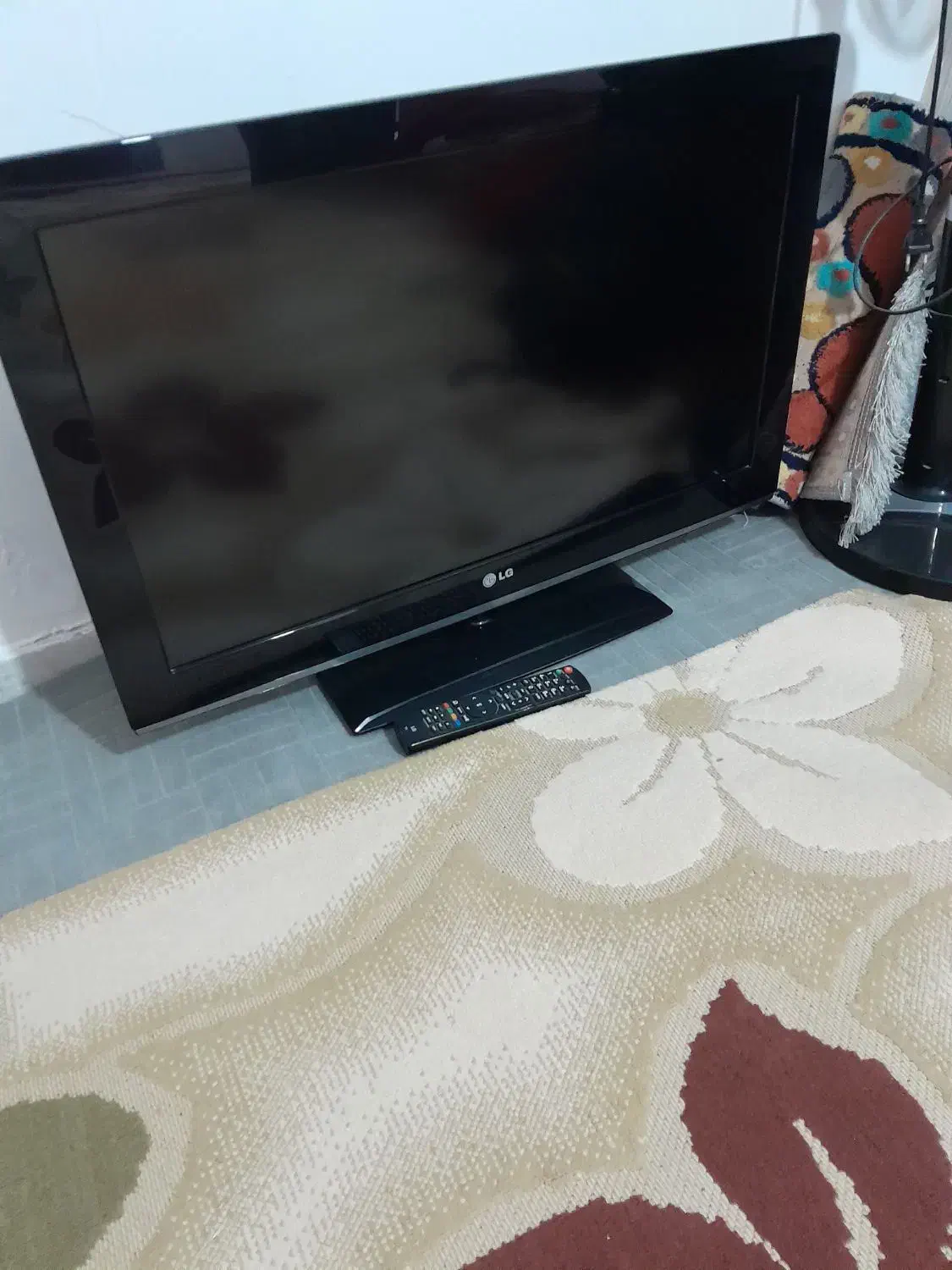 تلویزیونLCD الجی|تلویزیون و پروژکتور|ساوه, |دیوار