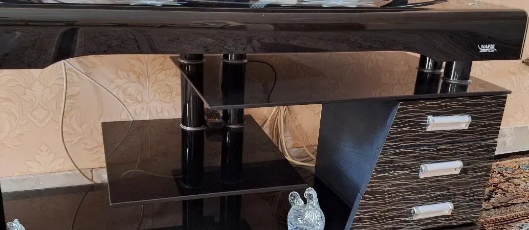 میزتلویزیون ۵۰اینج|میز تلویزیون|قم, بنیاد|دیوار