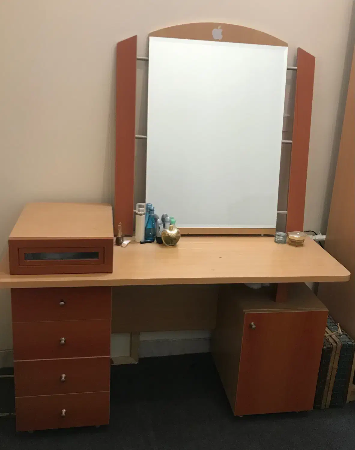 دراور|جاکفشی، کمد، دراور|شیراز, باغ تخت|دیوار