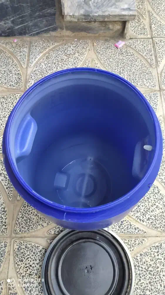 دبه ۳۰لیتری|ظروف نگهدارنده، پلاستیکی، یک‌بارمصرف|بروجرد, |دیوار