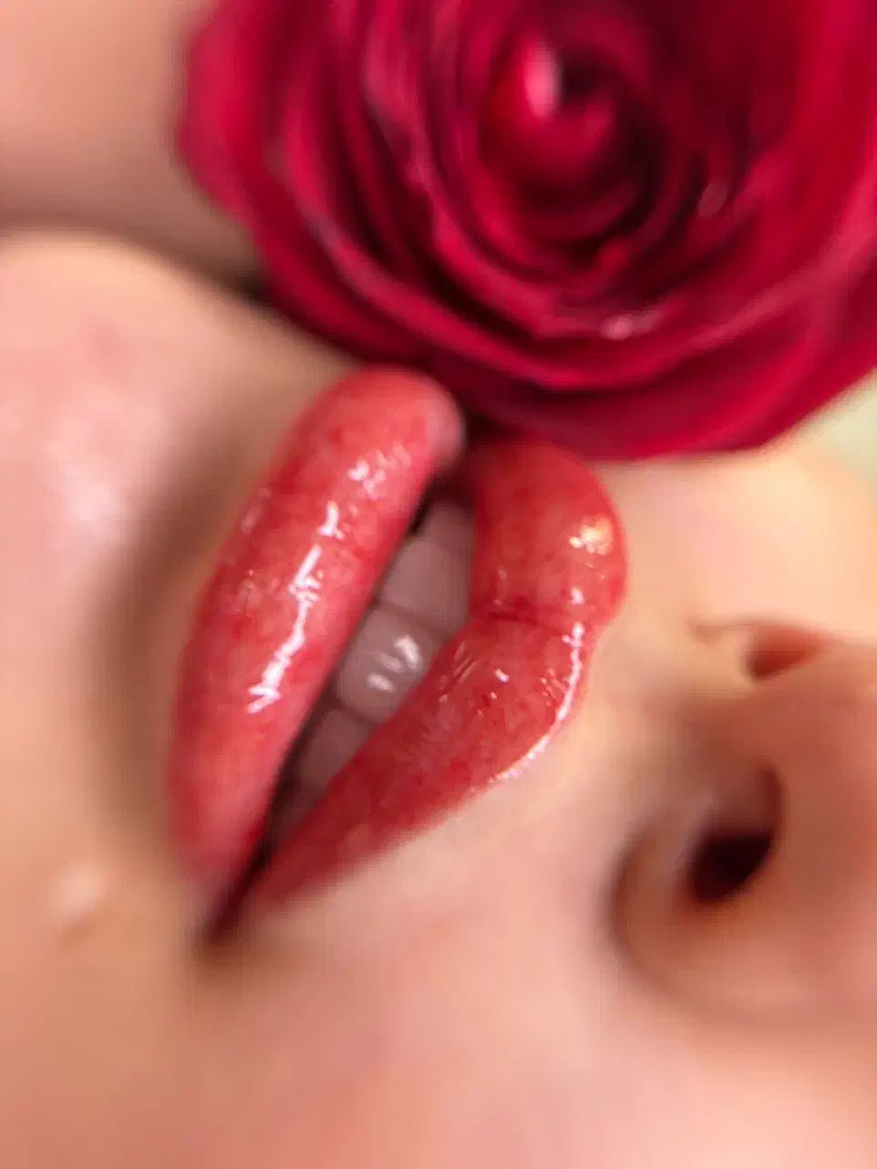 آموزش ارایش دائم و ارائه کلیه خدمات آرایشیو میکرو|خدمات آرایشگری و زیبایی|آبیک, |دیوار