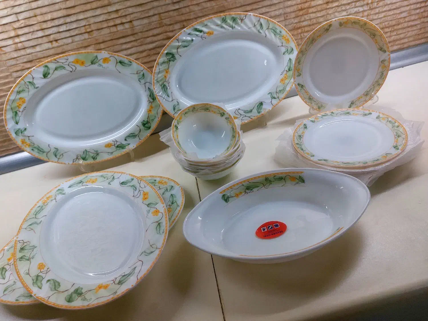 ظروف آرکوپال چینی سفید هتلی کاسه پیرکس دودی|ظروف سرو و پذیرایی|اصفهان, شیخ اشراق|دیوار