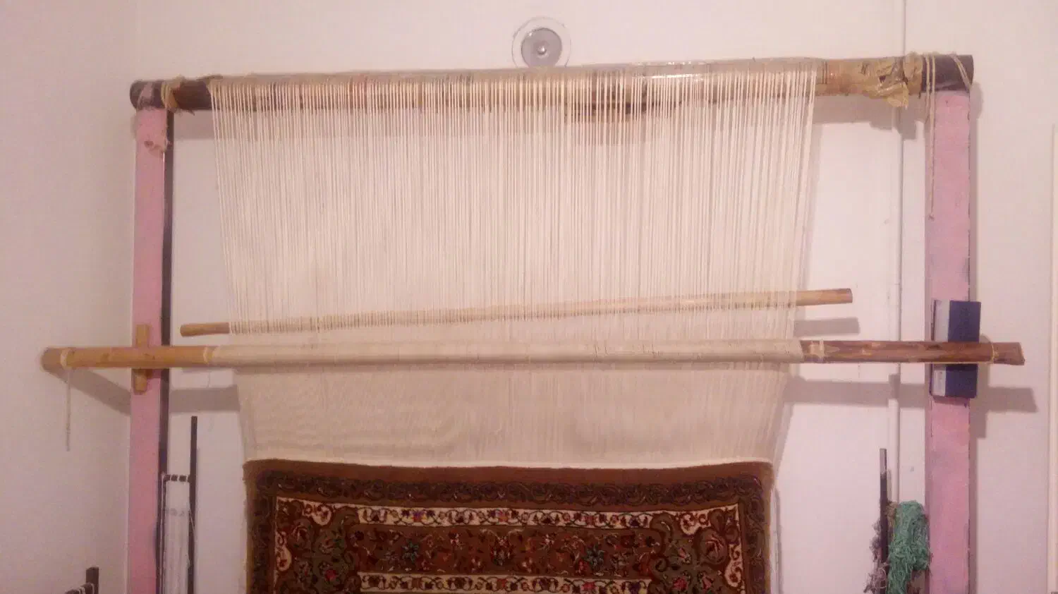 دار قالی فلزی محکم ابعاد  2 در 3 در حد نو|صنایع دستی و سایر لوازم تزئینی|نوشهر, |دیوار