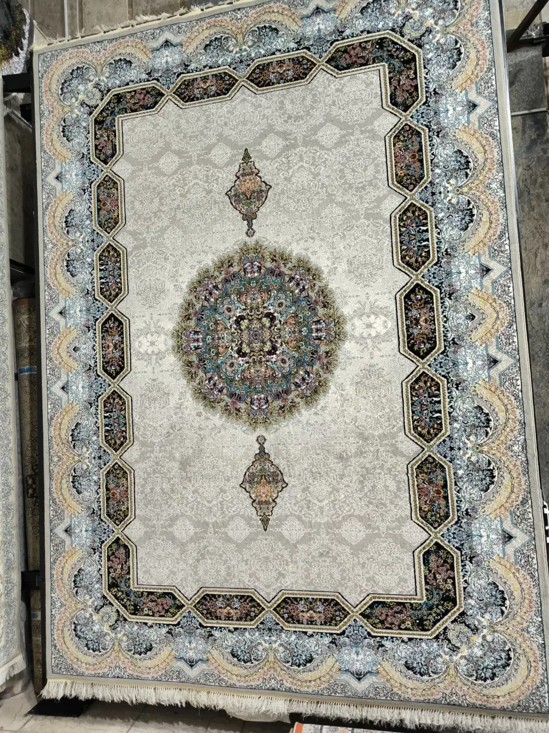 انواع فرش ۷۰۰ شانه نخی سنگین به تعداد بالا|فرش|قدس, معادن شن و ماسه|دیوار