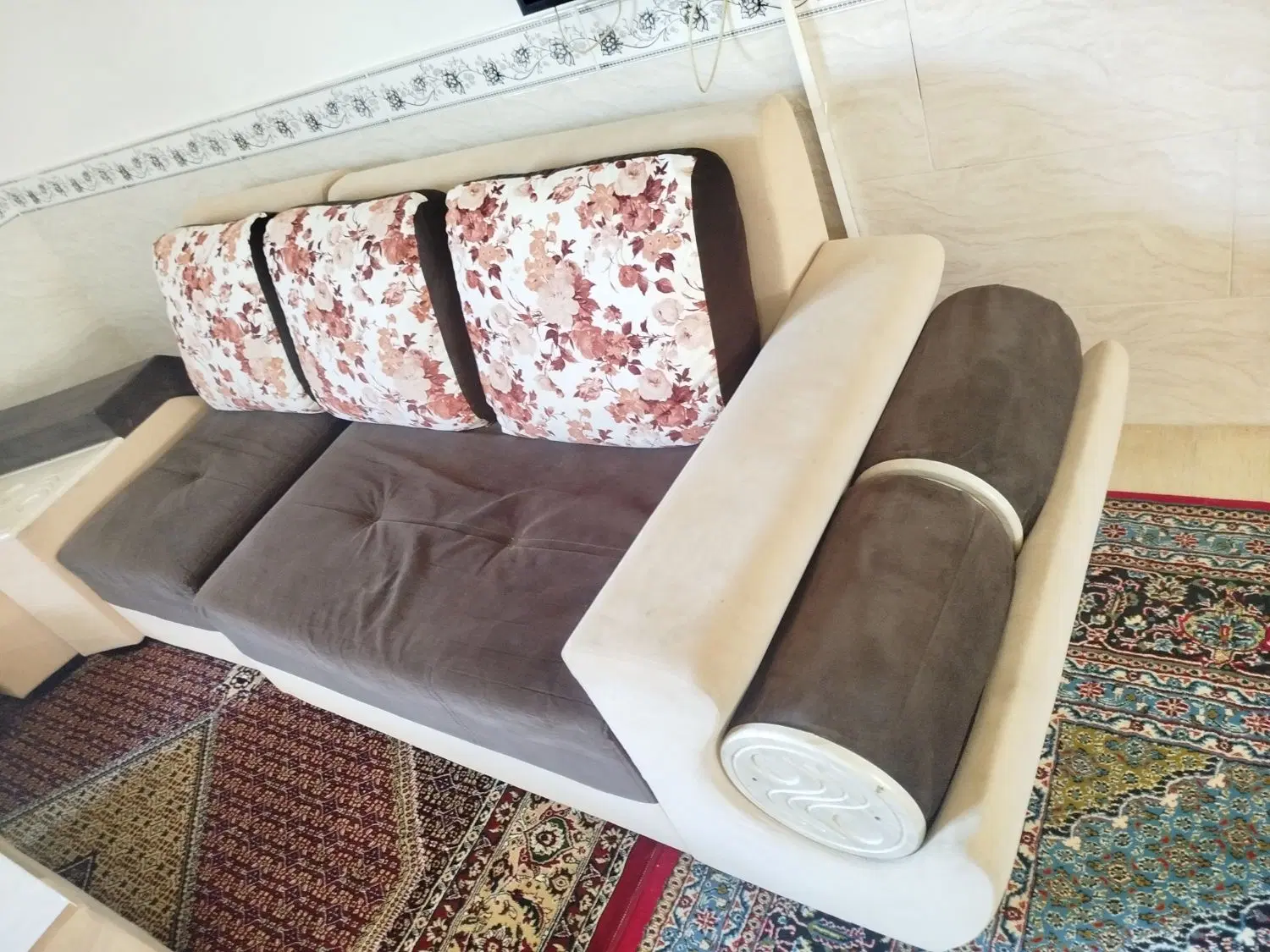 مبل ال|مبلمان خانگی و میز عسلی|باغ حلی, |دیوار