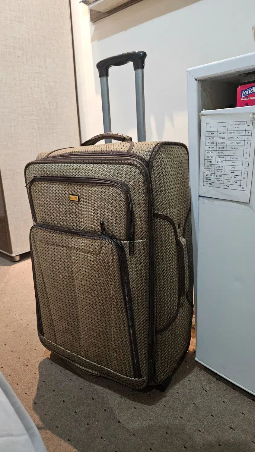 چمدان|کیف، کفش، کمربند|مشهد, سراب|دیوار