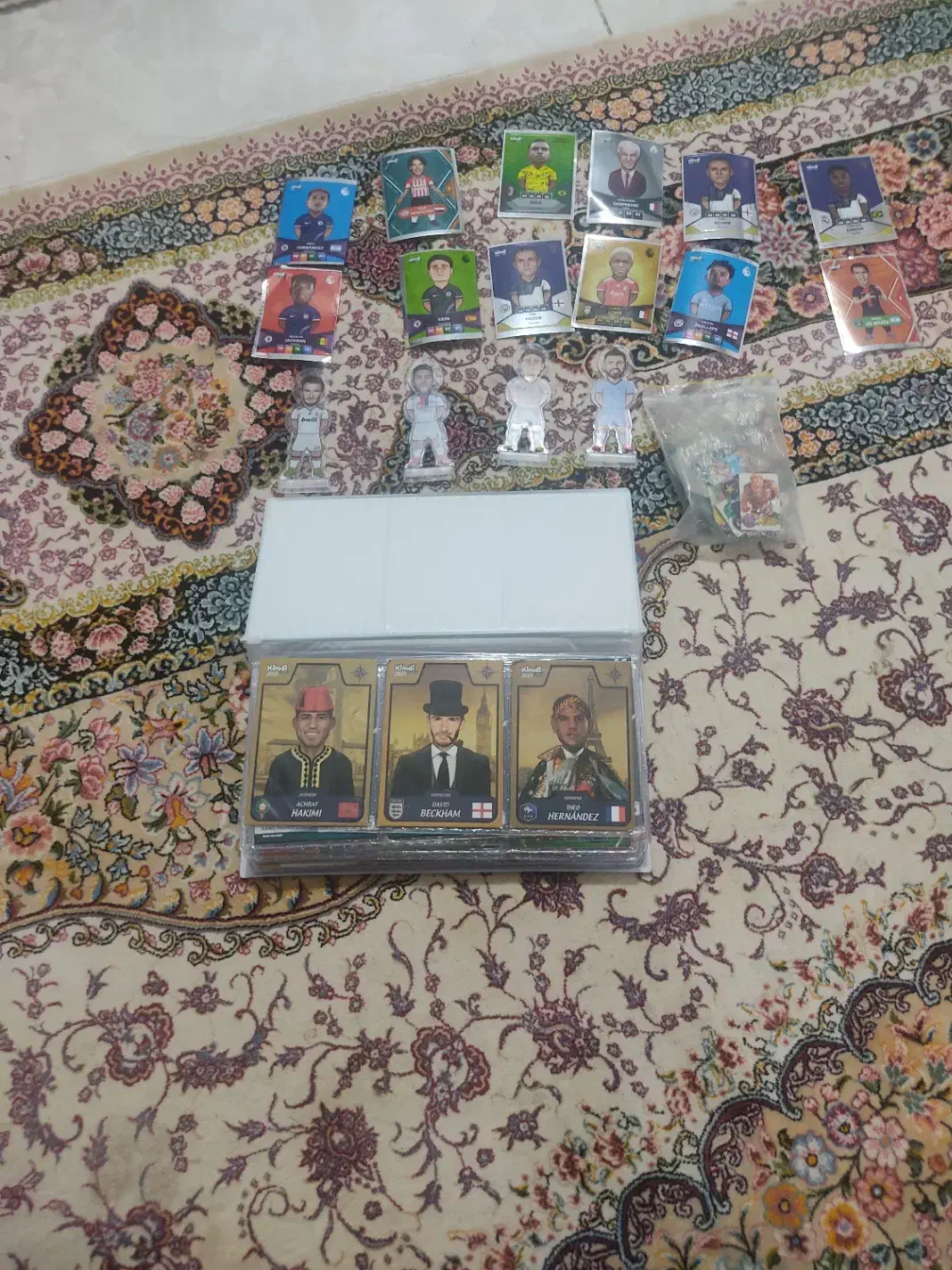 آلبوم کیمدل به همراه 76کارت کیمدی 53کارتک|اسباب‌‌بازی|چمران, |دیوار