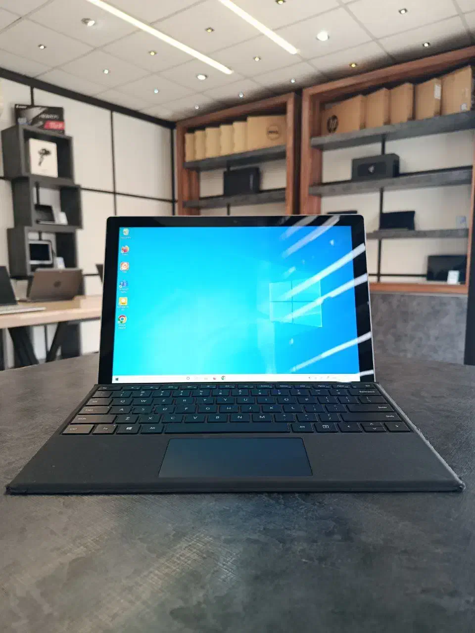 سورفیس مناسب کارمندان Surface Pro 5|رایانه همراه|قم, صفائیه|دیوار