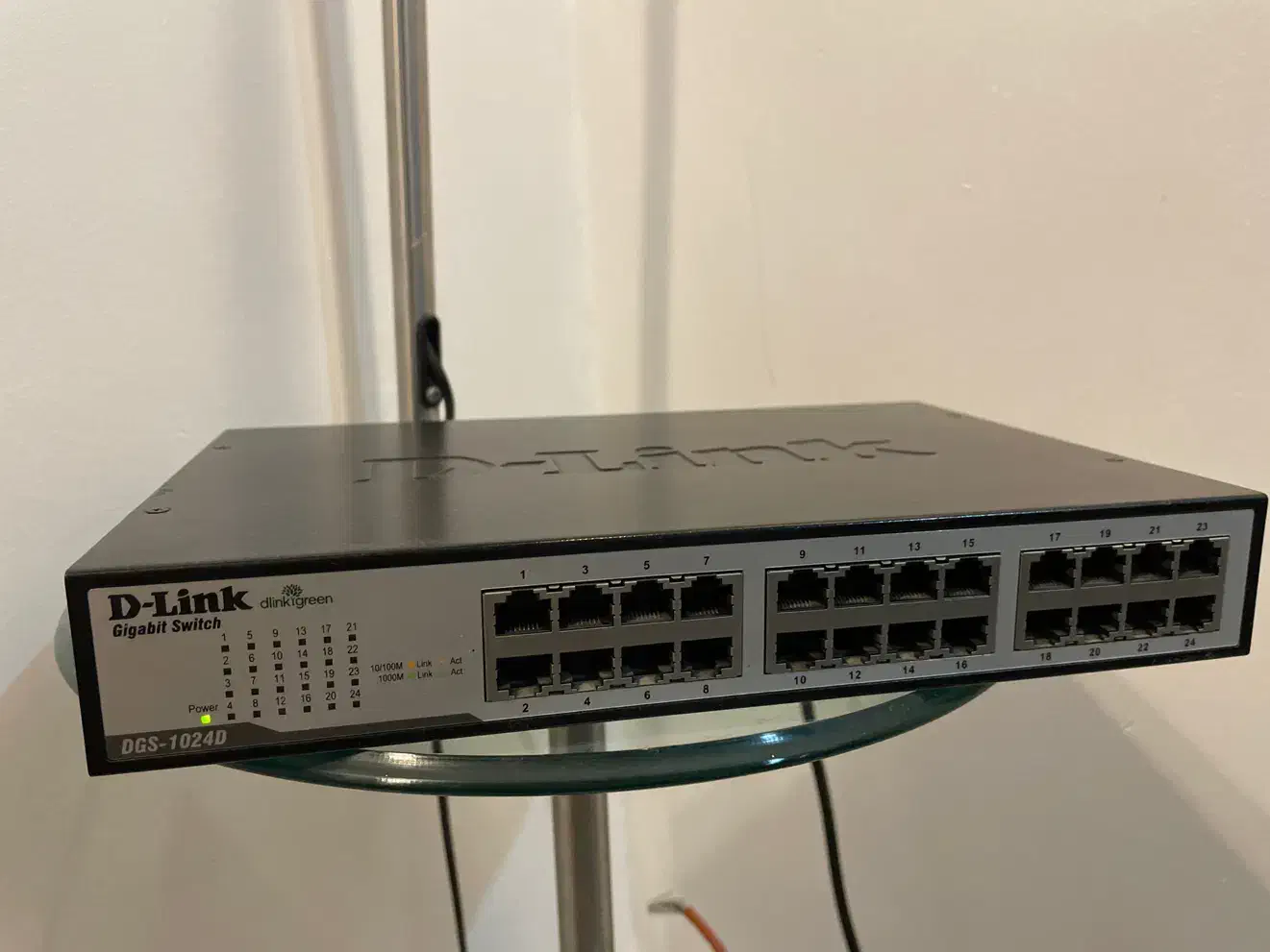 سوییچ ۲۴ پورت DGS-1024D D-Link|مودم و تجهیزات شبکه|تهران, جماران (نیاوران)|دیوار