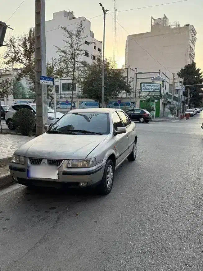 سمند نقره ای مدل ۸۲|خودرو سواری و وانت|مشهد, هفت تیر (حافظ)|دیوار