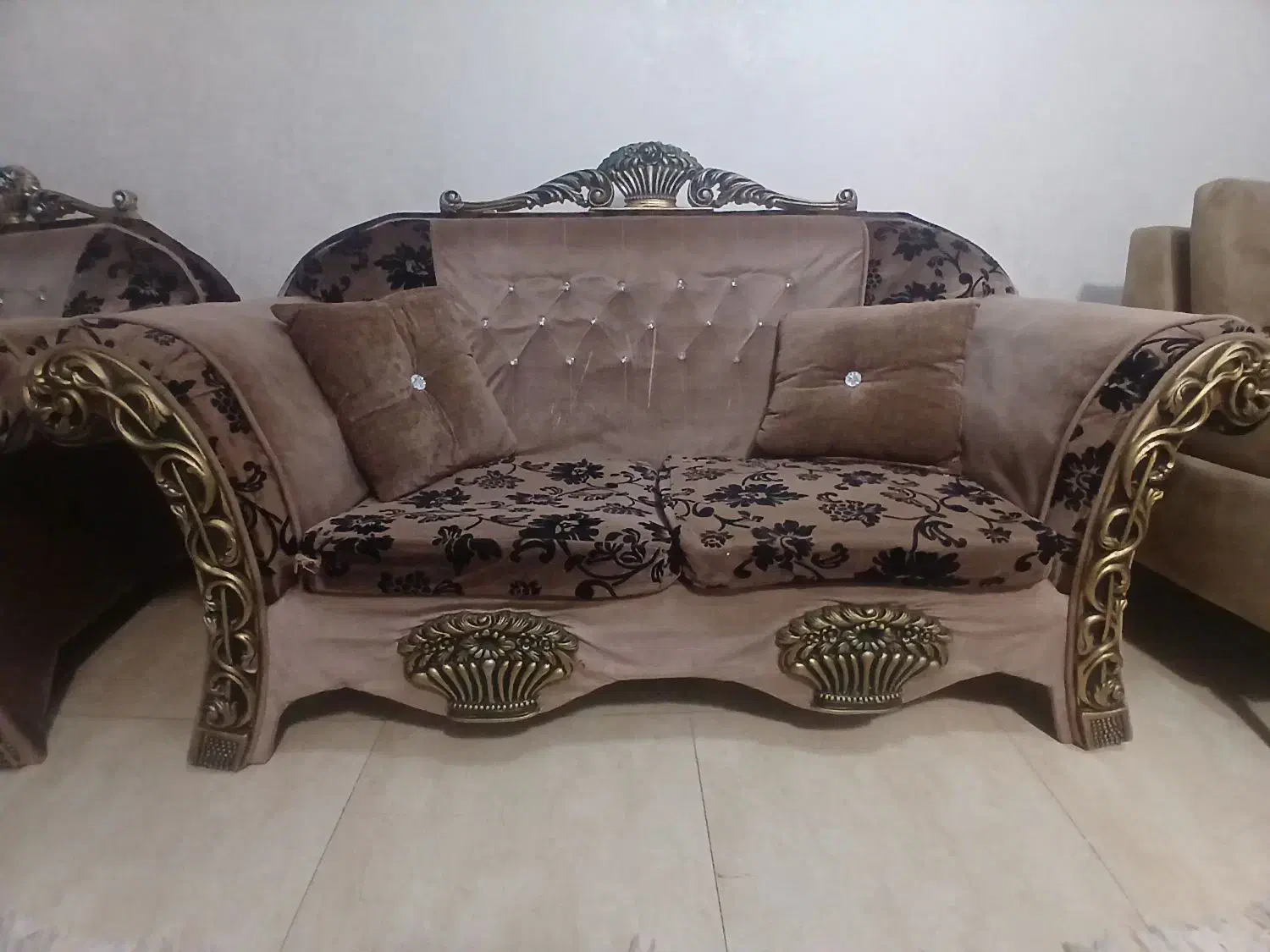 مبل سلطنتی|مبلمان خانگی و میز عسلی|سنندج, |دیوار