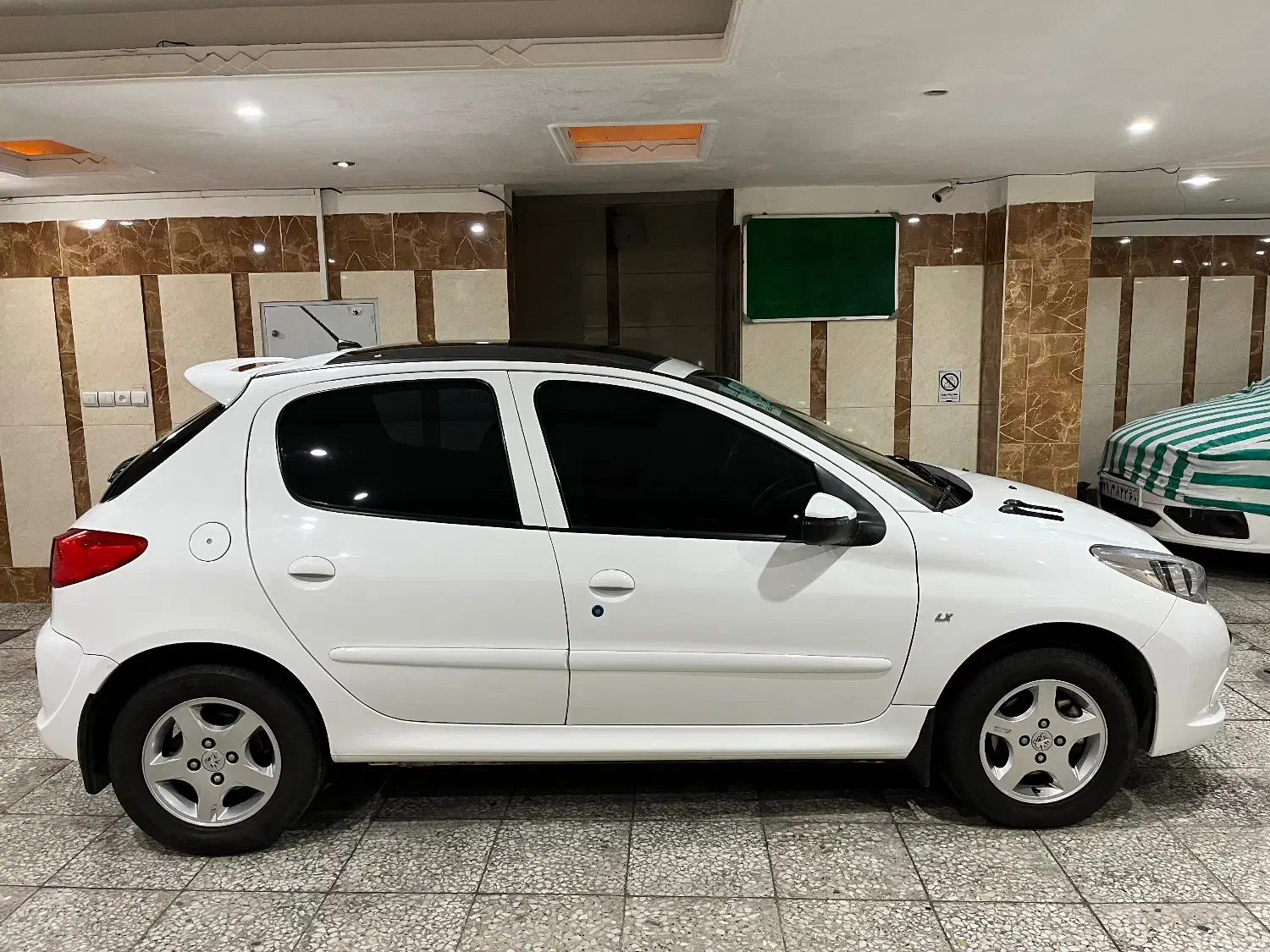 207 پاناروما مدل 401|خودرو سواری و وانت|تهران, عباسی|دیوار