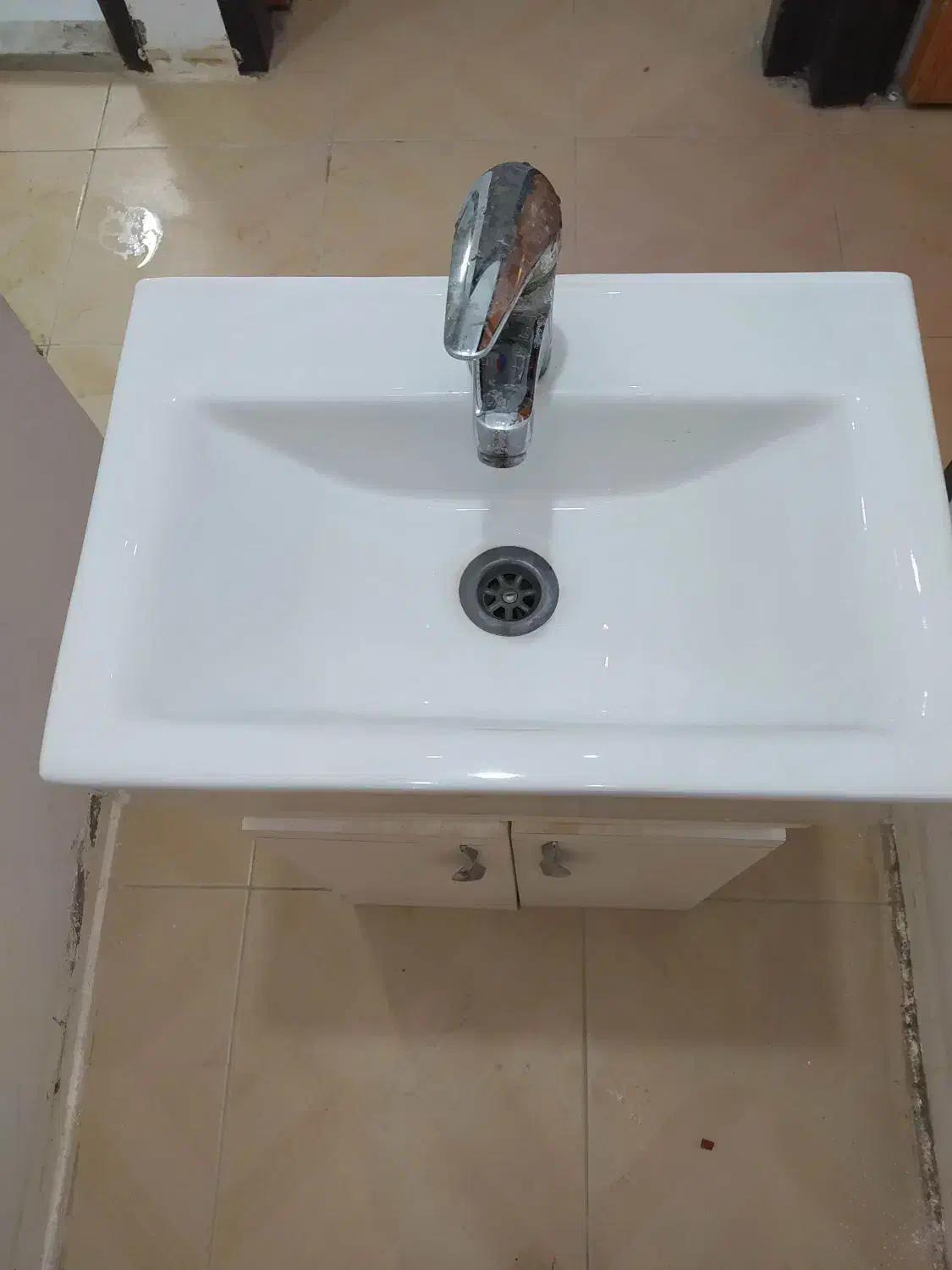 روشویی وکمد و شیرآب|لوازم سرویس بهداشتی|بندر انزلی, تهران|دیوار