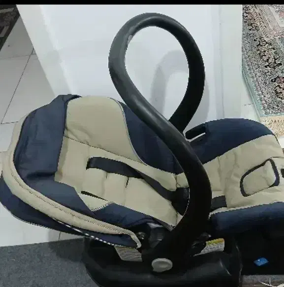 کریر و صندلی ماشین|تخت و صندلی بچه|پاکدشت, پاکدشت (مامازند)|دیوار